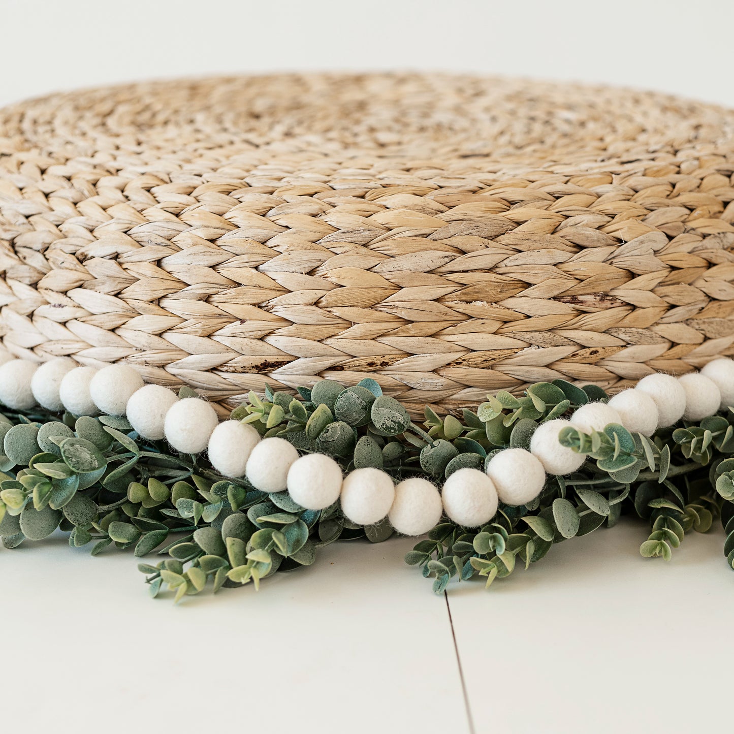 White Garland Without Spacing
