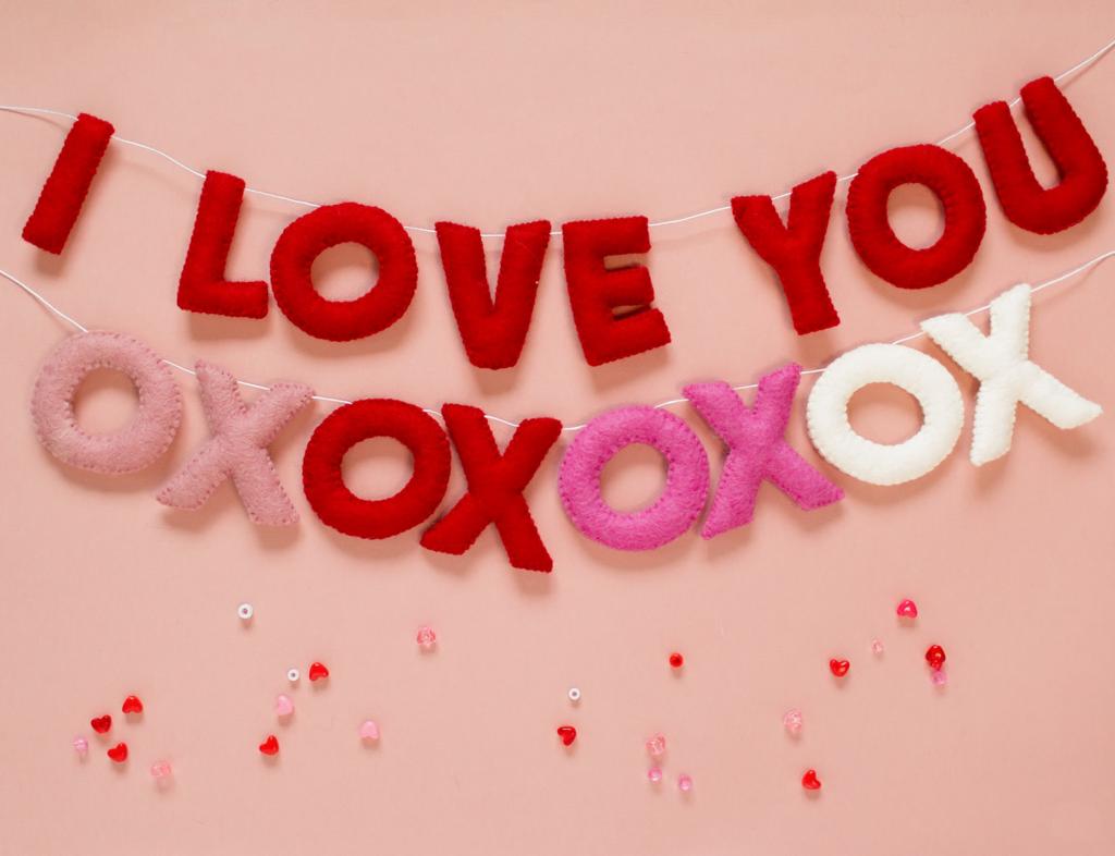 I LOVE YOU - Wool Letter Garland