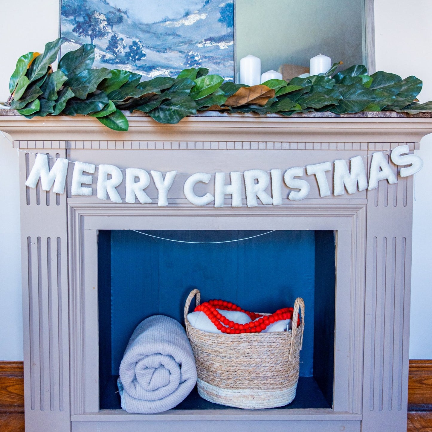 White Merry Christmas Felt Garland