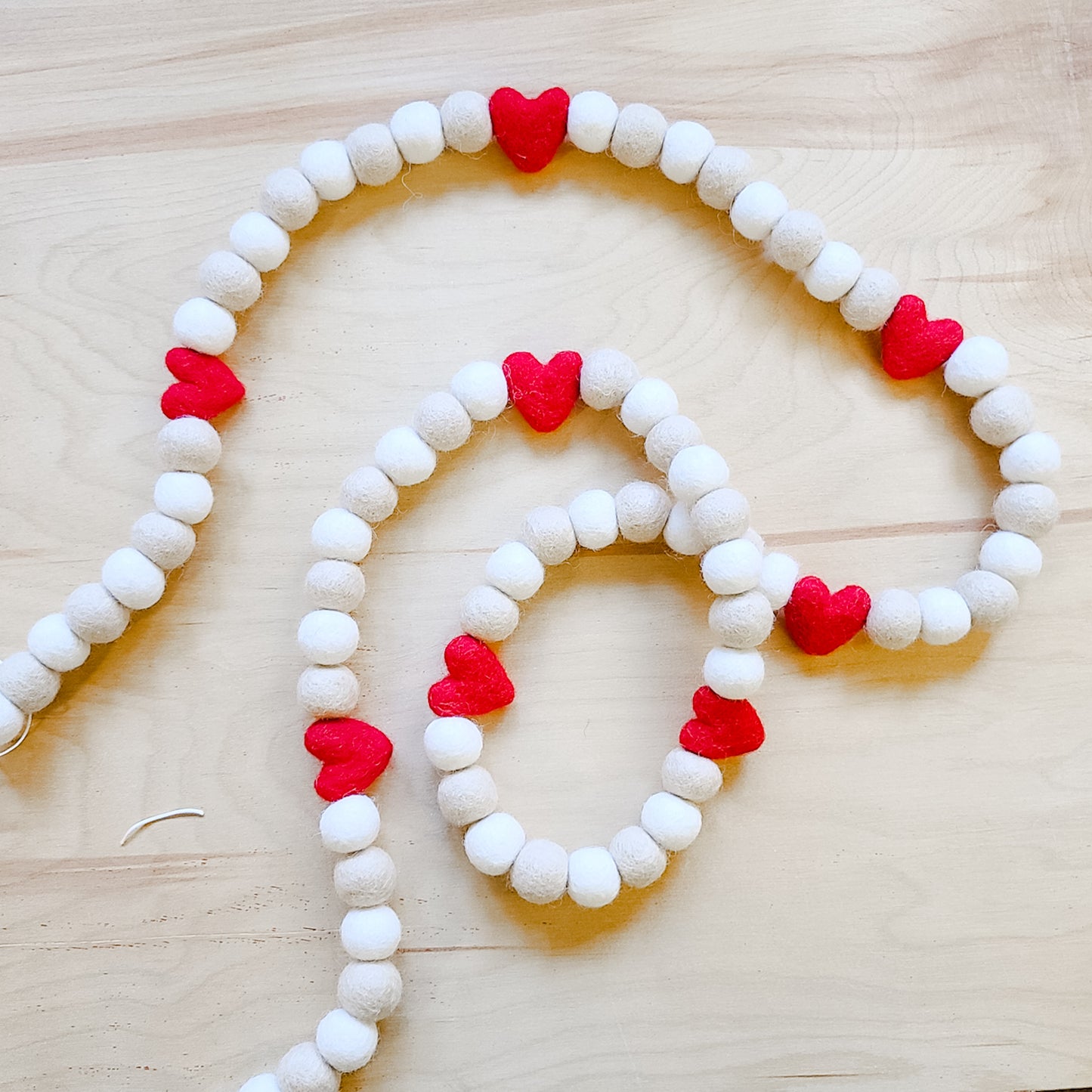 Red & White Heart Garland