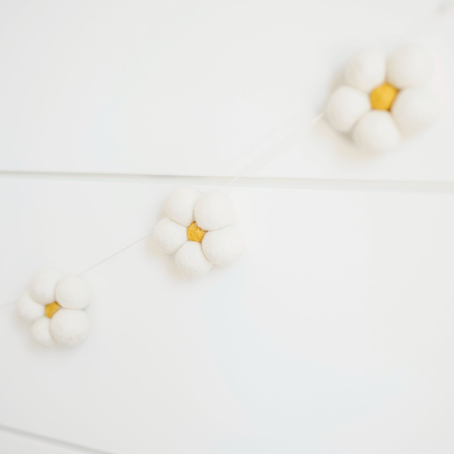 Daisy Chain -- Woolie Ball Garland