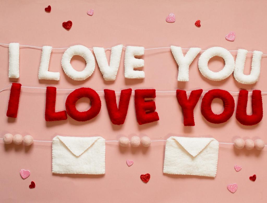 I LOVE YOU - Wool Letter Garland